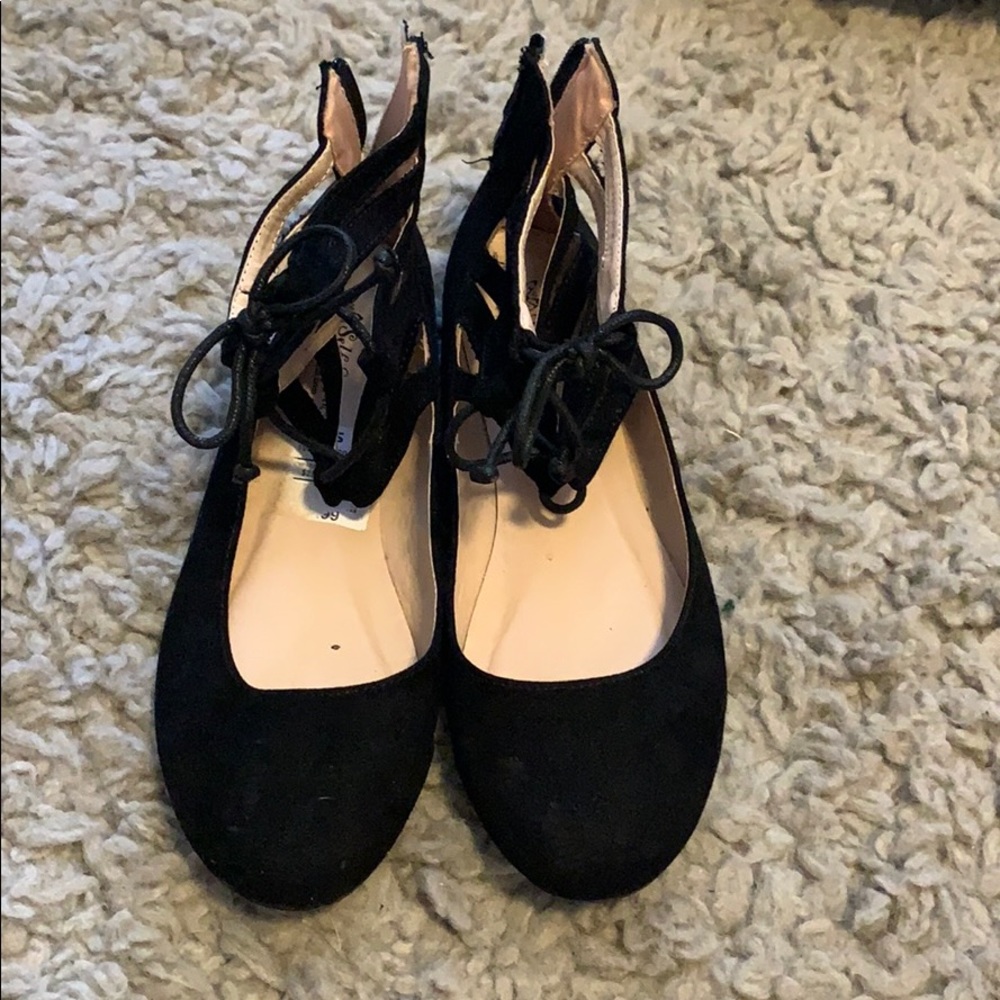 Black shoes